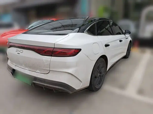 BYD Qin L — Фото автомобиля 4