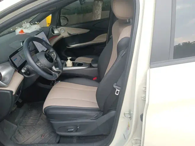 BYD Dolphin — Фото автомобиля 16