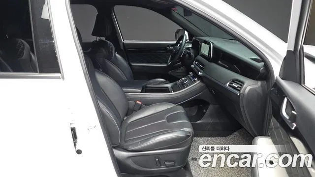Hyundai Palisade Palisade Бензин 3.8 2WD — Фото автомобиля 12