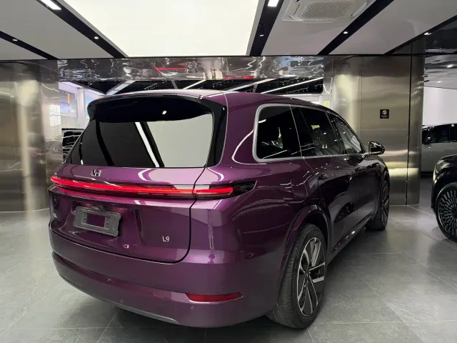 Li Auto L9 — Фото автомобиля 14