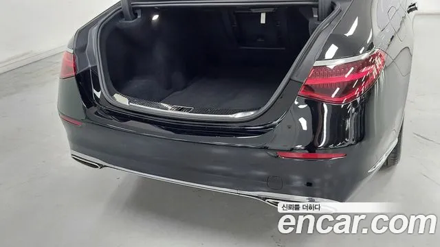 Mercedes-Benz S-Class W223 — Фото автомобиля 11