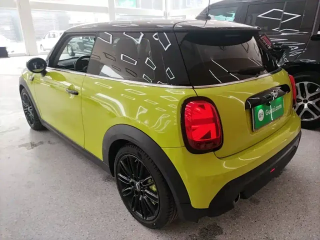 MINI Hatch — Фото автомобиля 4