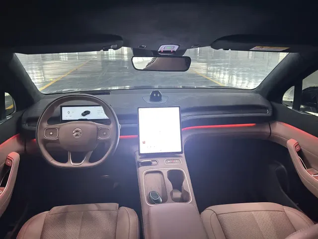 Nio EC6 — Фото автомобиля 5