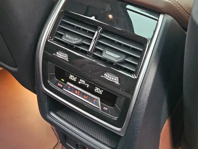 BMW X7 — Фото автомобиля 22