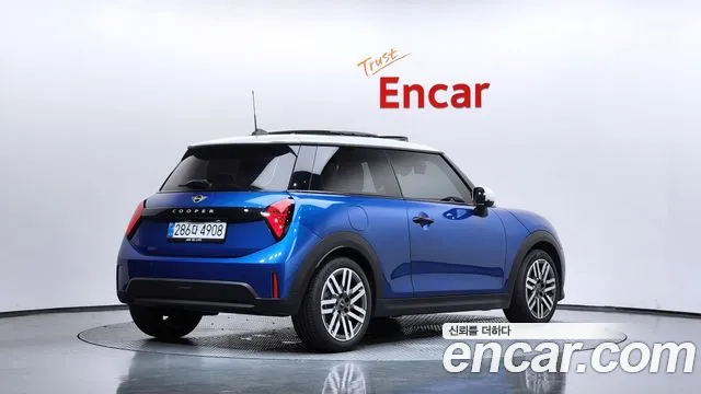 Mini Cooper — Фото автомобиля 2
