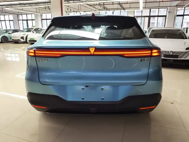 Deepal S05 — Фото автомобиля 5