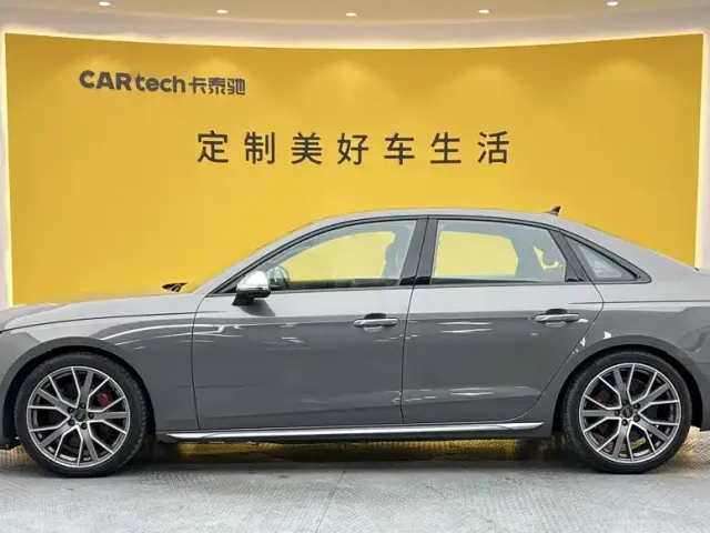 Audi S4 — Фото автомобиля 7