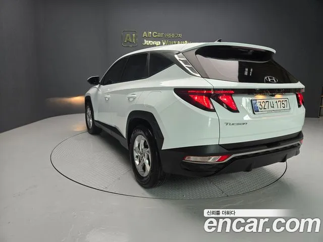 Hyundai Tucson Tucson (NX4) Бензин 1.6 турбо 2WD — Фото автомобиля 18
