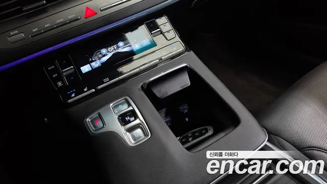 Hyundai Grandeur Grandeur (New) — Фото автомобиля 12