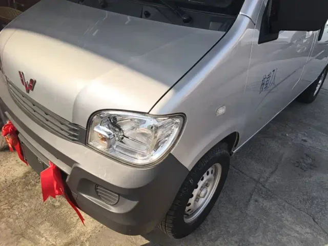 Wuling Motors Wuling Zhiguang 2020 1.2L Utility China VI LSI — Фото автомобиля 23