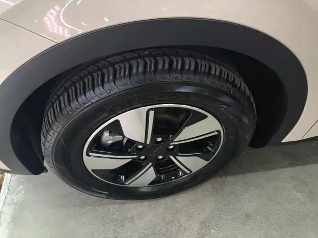 GAC Aion UT — Фото автомобиля 22
