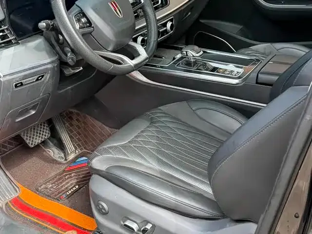 Hongqi Hongqi HS5 2023 2.0T Flag Enjoy Pro Edition — Фото автомобиля 10