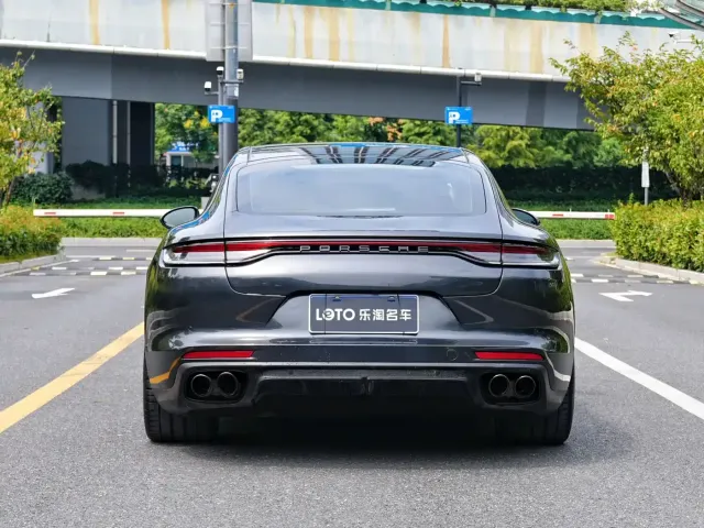 Porsche Panamera — Фото автомобиля 5