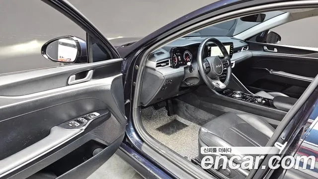 Kia K5 Generation 3 — Фото автомобиля 12