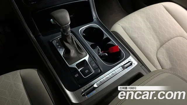Kia Canival Carnival 4 поколение Бензин 11 мест Prestige — Фото автомобиля 9
