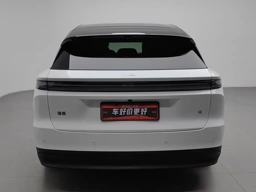 Li Auto Li Auto i6 2025 4WD Base Model — Фото автомобиля 4