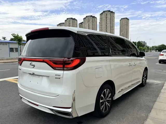 GAC Trumpchi M8 — Фото автомобиля 4
