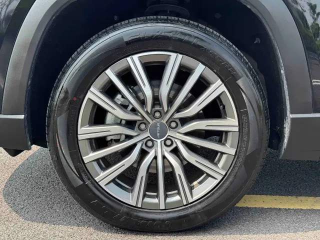 Jetour X90 Plus — Фото автомобиля 9