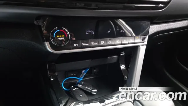 Kia Seltos — Фото автомобиля 23