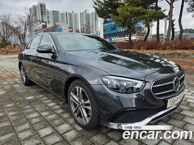 Mercedes-Benz E-Class E-класс W213 E350 4MATIC Avantgarde — Фото автомобиля 3