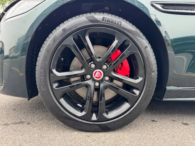 Jaguar XEL — Фото автомобиля 19