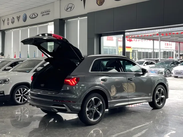 Audi Q3 — Фото автомобиля 17