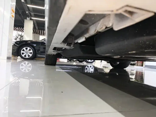 Toyota Sienna — Фото автомобиля 21