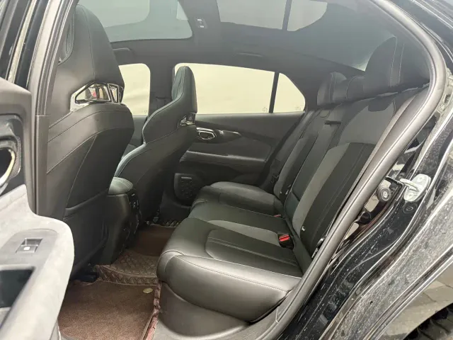 GAC Trumpchi Trumpchi Emkoo 2023 400T Automatic R PRO — Фото автомобиля 6