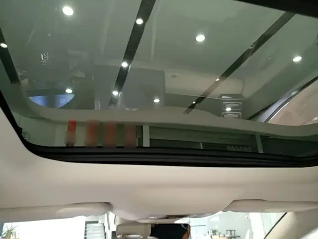 BYD Qin L — Фото автомобиля 17
