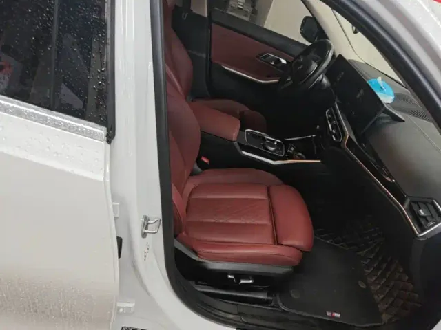 BMW 3 Series — Фото автомобиля 24