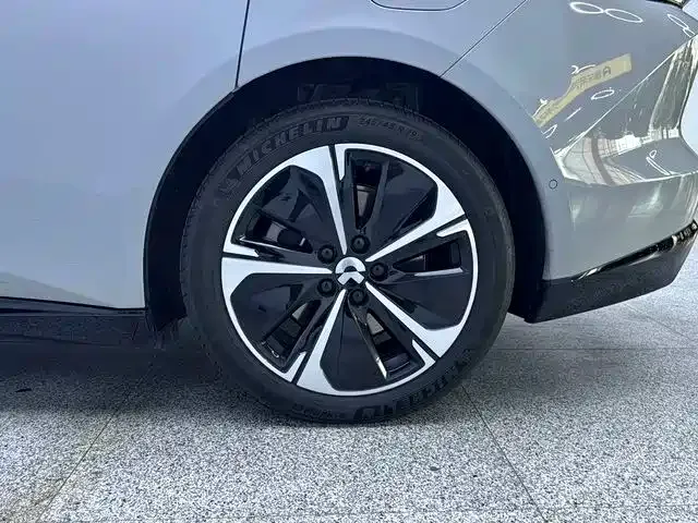 Nio ET5 Touring — Фото автомобиля 14