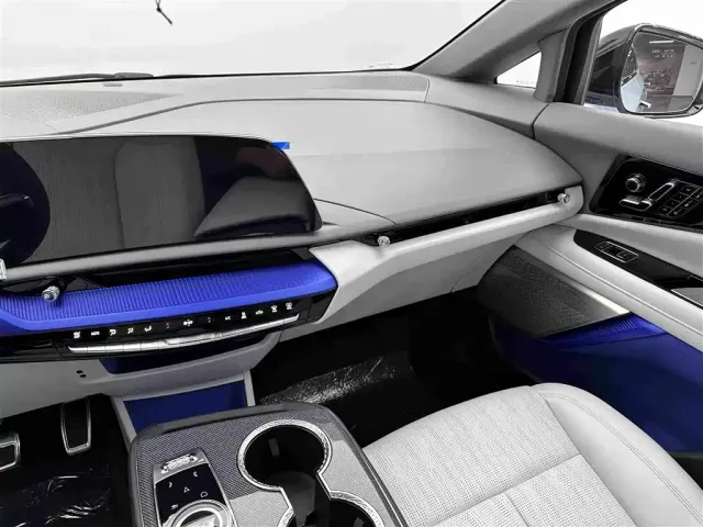 Cadillac IQ Ao Ge 2024 Standard Range — Фото автомобиля 13