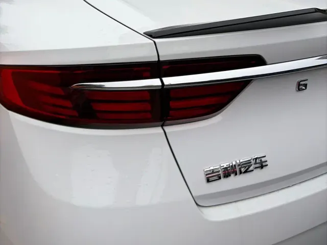 Geely Xingrui — Фото автомобиля 17
