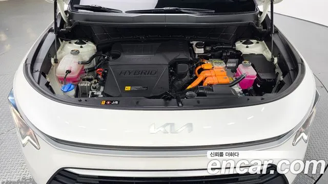 Kia Niro The All New Niro Prestige — Фото автомобиля 6