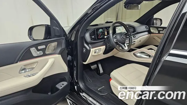 Mercedes-Benz GLS-Class — Фото автомобиля 10