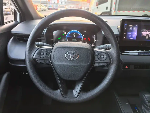 Toyota Corolla Cross — Фото автомобиля 6