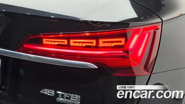 Audi Q5 FY — Фото автомобиля 8
