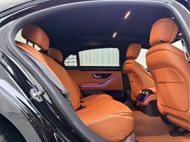 Mercedes-Benz S-Class — Фото автомобиля 10