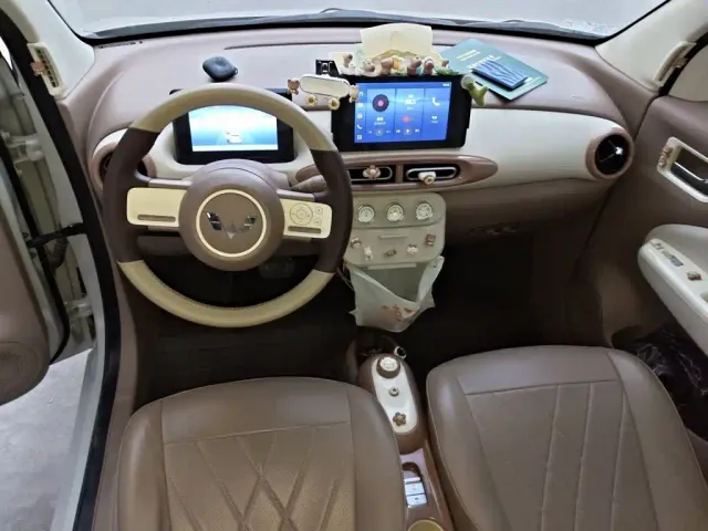 Wuling Hongguang Mini EV — Фото автомобиля 10