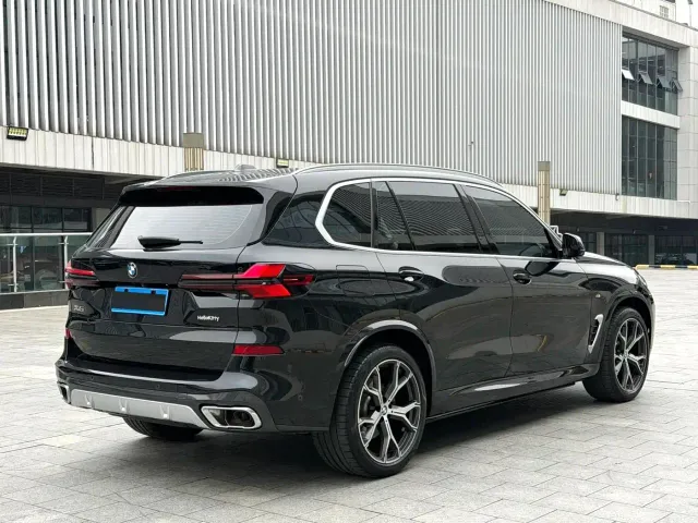 BMW X5 — Фото автомобиля 4