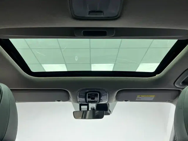 Hyundai Elantra — Фото автомобиля 21