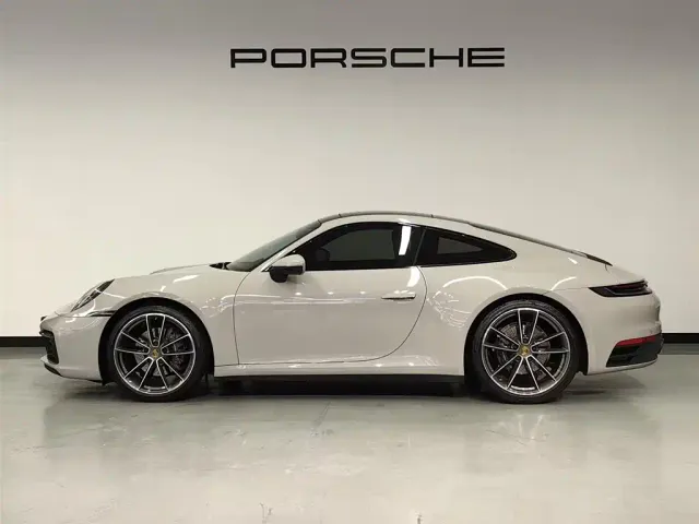 Porsche 911 — Фото автомобиля 2