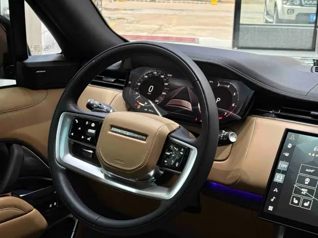 Land Rover Range Rover — Фото автомобиля 6