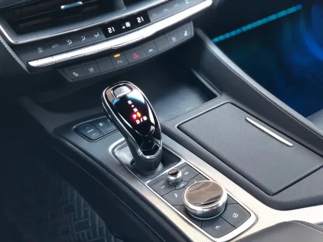 Cadillac CT5 — Фото автомобиля 19