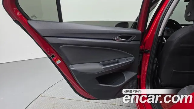 Volkswagen Golf Golf 8 поколение 2.0 TDI Prestige — Фото автомобиля 24