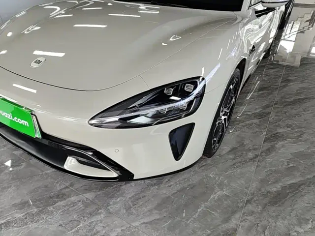 Xiaomi SU7 — Фото автомобиля 23