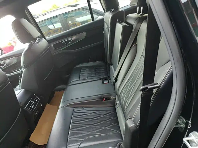 GAC Trumpchi GS8 — Фото автомобиля 16