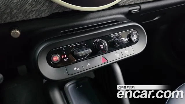 Mini Cooper — Фото автомобиля 9