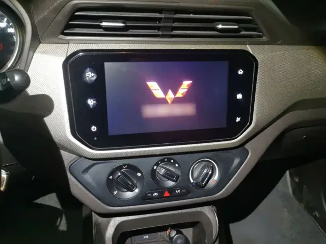 Wuling Hongguang — Фото автомобиля 5