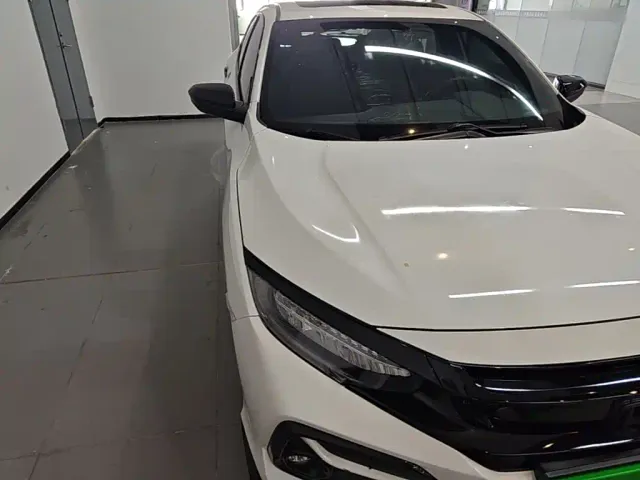 Honda Civic — Фото автомобиля 3